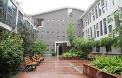 <strong>尺度解读！2025 最</strong>